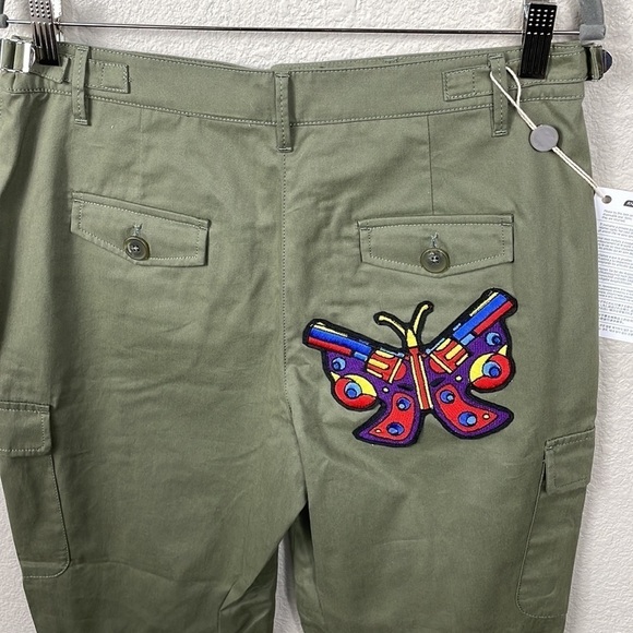 NWT Jeremy Scott Military Green High Rise Cargo Pants Butterfly Guns Patch Sz 8 - Picture 9 of 16
